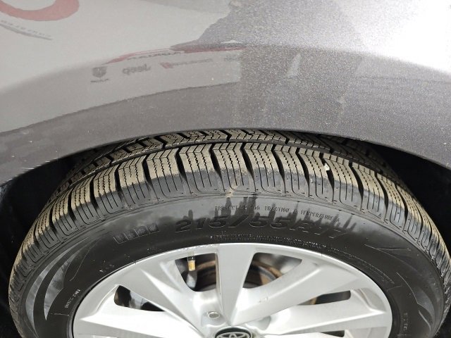 Used 2023 Toyota Camry LE image 24