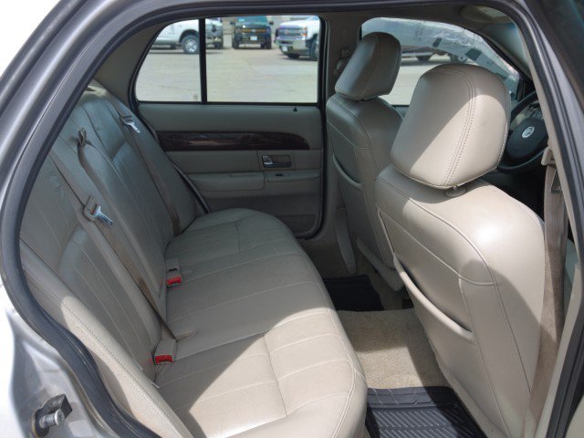Used 2007 Mercury Grand Marquis LS RWD image 24