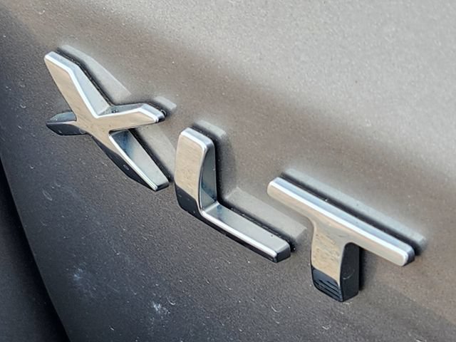 Used 2020 Ford Expedition XLT w/ FX4 Off-Road Package AWD/4WD image 10