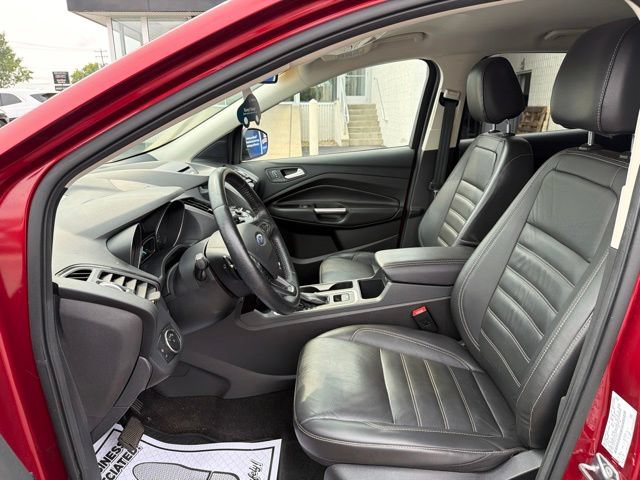 Used 2017 Ford Escape Titanium FWD image 13