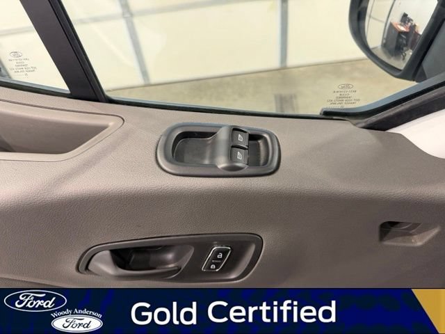 Certified 2025 Ford Transit 250 148 High Roof Extended RWD image 18