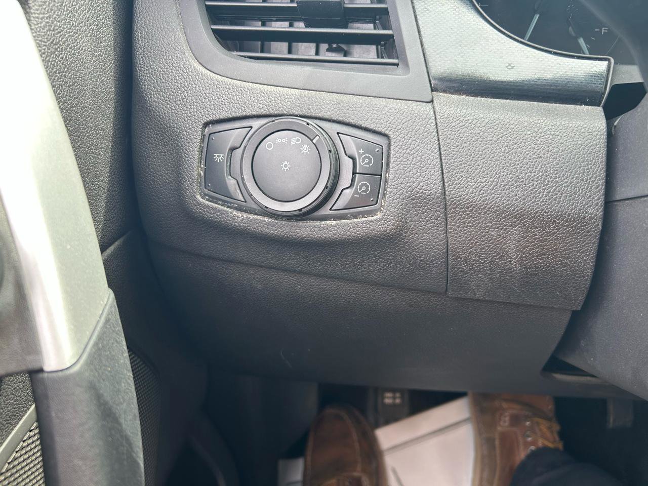 Used 2011 Ford Edge SE w/ 101A Rapid Spec Order Code FWD image 24