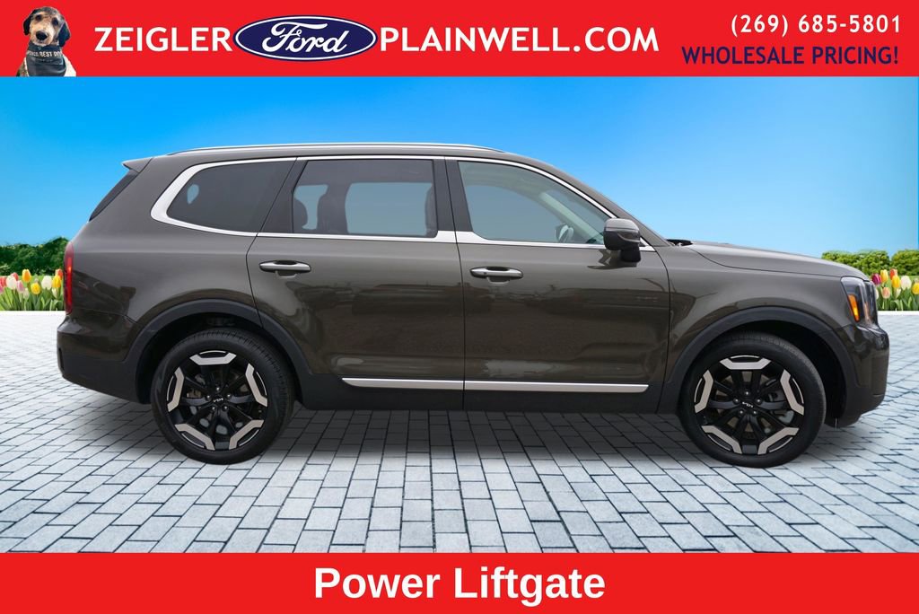 Used 2025 Kia Telluride S image 7