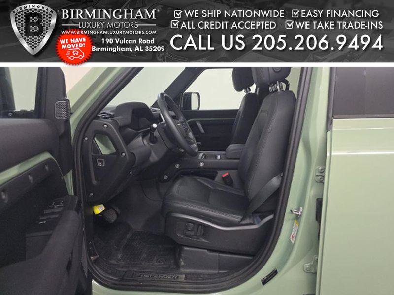 Used 2023 Land Rover Defender 110 75th Limited Edition AWD/4WD image 2