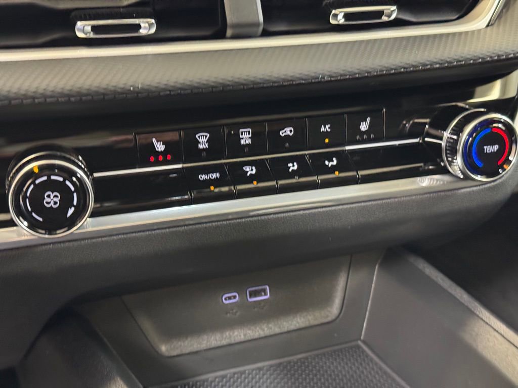 New 2026 Chevrolet Equinox LT w/ Safety and Technology Package image 37