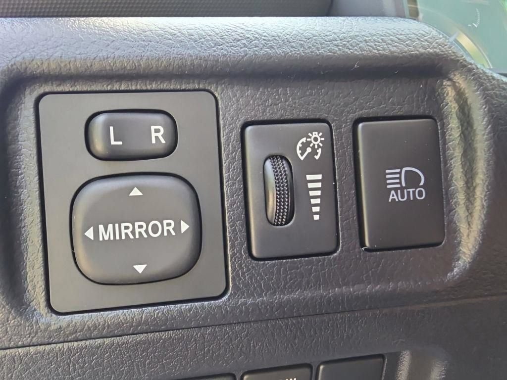Used 2024 Toyota 4Runner Limited AWD/4WD image 24