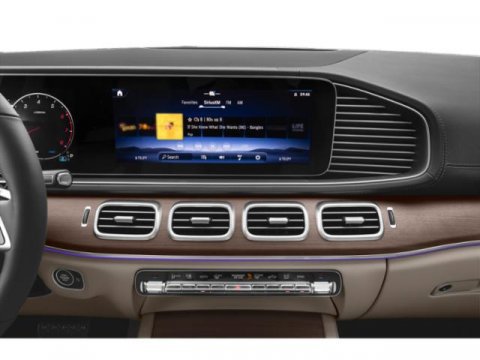Used 2025 Mercedes-Benz GLS 450 4MATIC w/ AMG Line Exterior image 10