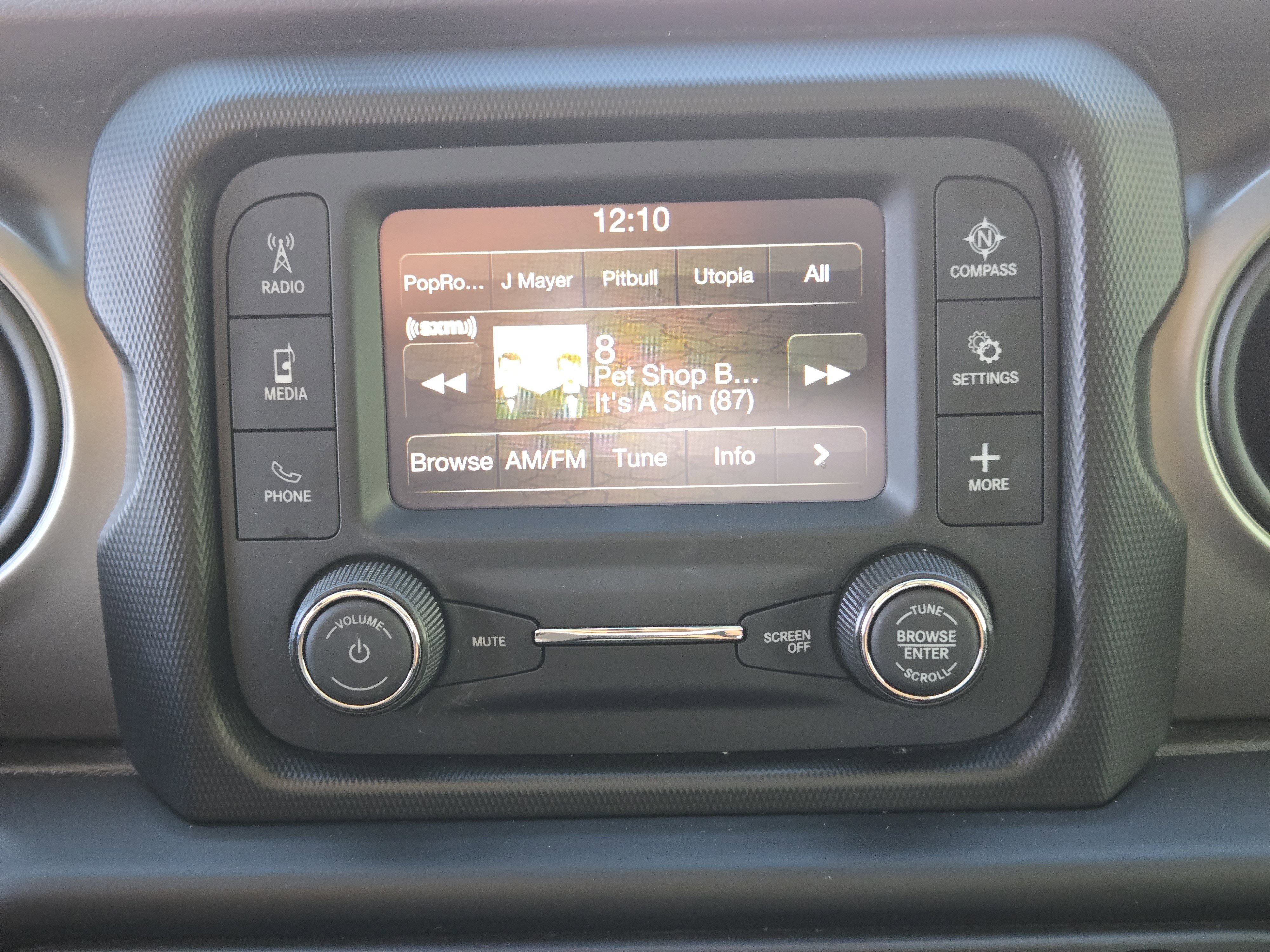 Used 2020 Jeep Wrangler Sport S image 19