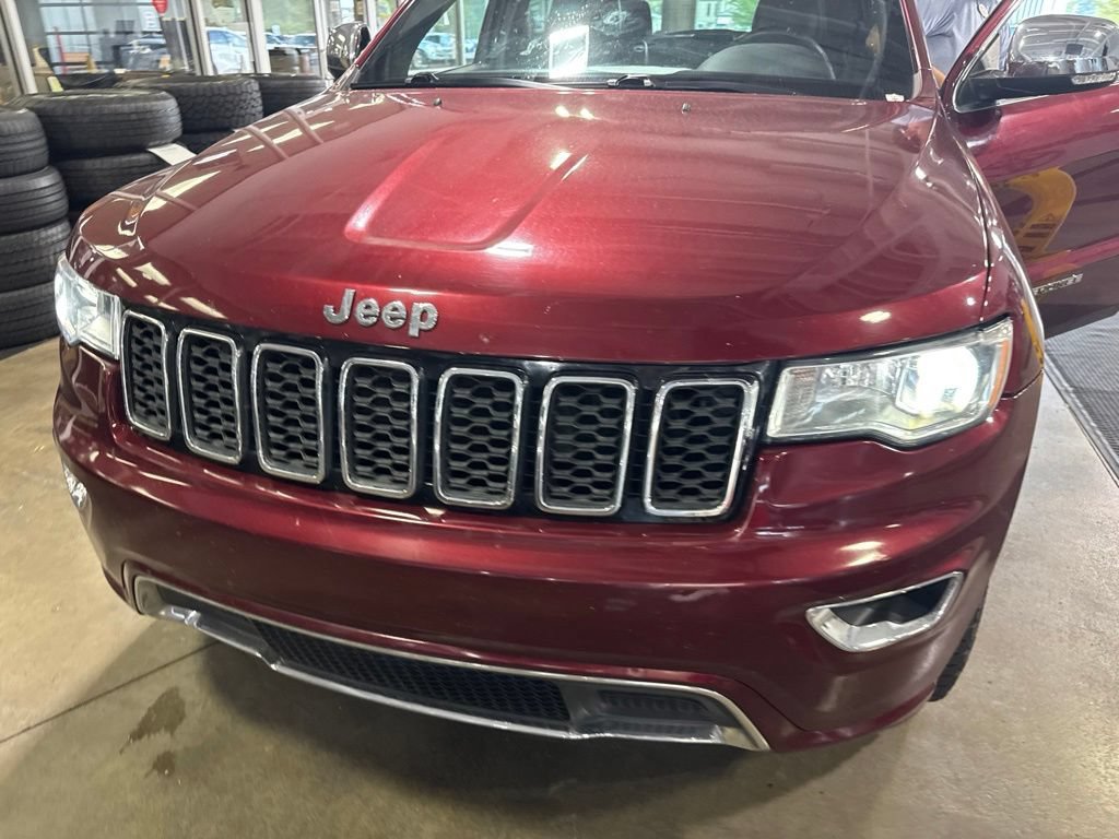 Used 2017 Jeep Grand Cherokee Limited RWD image 2
