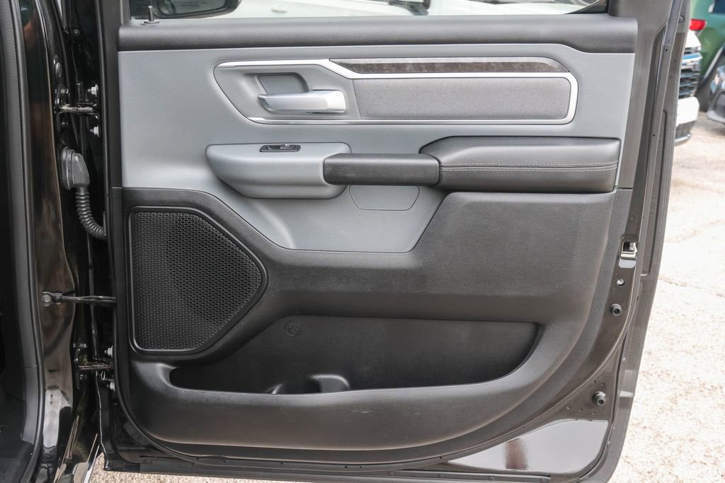 Used 2021 RAM 1500 Lone Star image 16