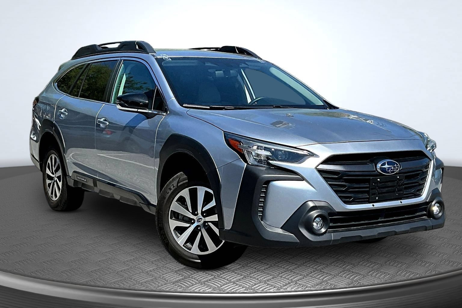 Used 2023 Subaru Outback Premium AWD/4WD image 3