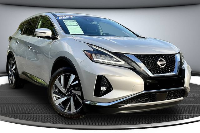 Used 2023 Nissan Murano SL w/ SL Moonroof Package FWD image 3