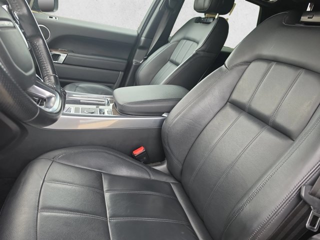 Used 2019 Land Rover Range Rover Sport SE AWD/4WD image 14