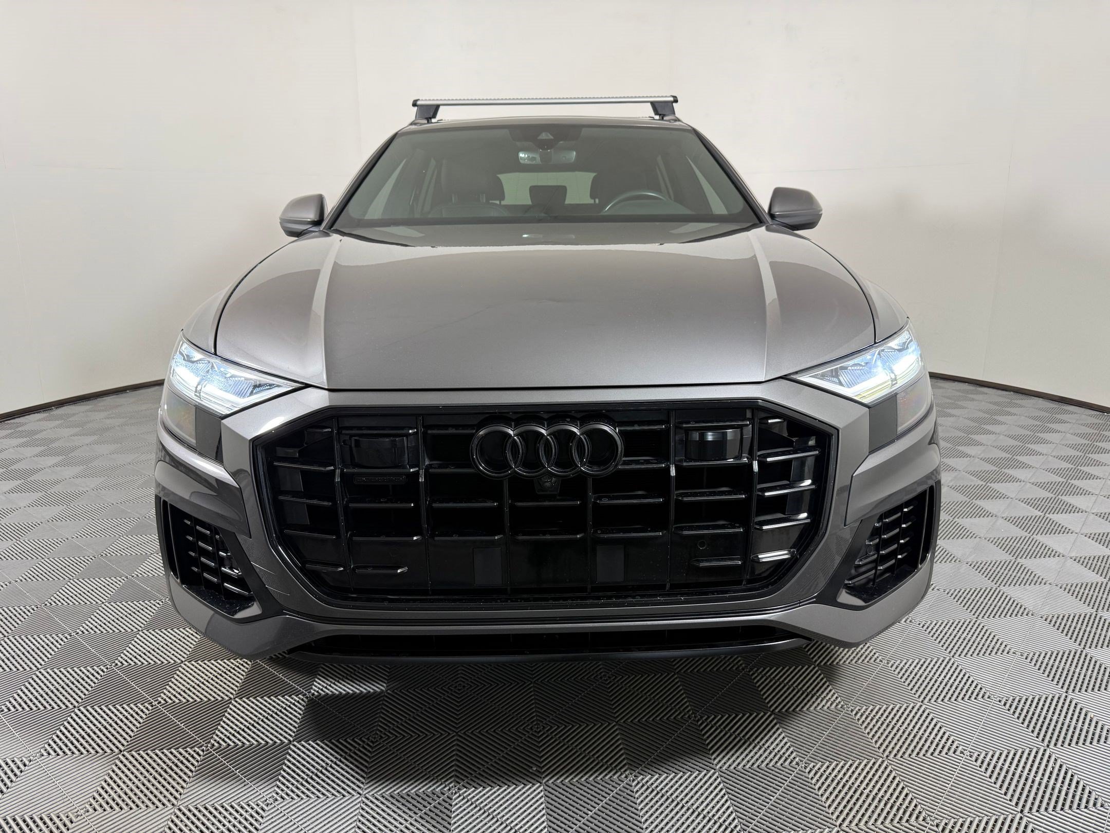 Used 2020 Audi Q8 Premium Plus w/ Premium Plus Package AWD/4WD image 5