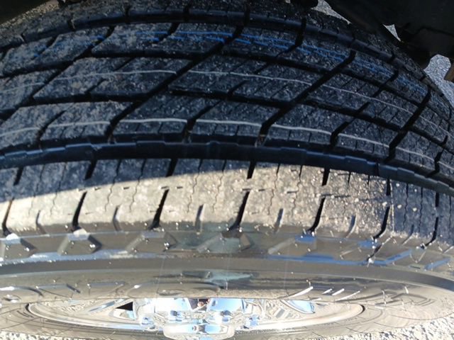 Used 2024 RAM 2500 Tradesman w/ Chrome Appearance Group image 15