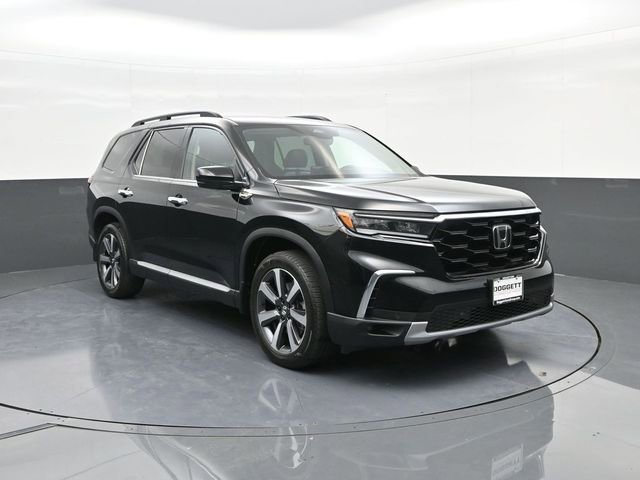 Used 2024 Honda Pilot Touring image 22