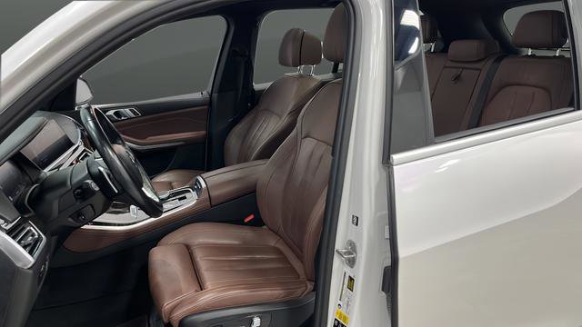 Used 2022 BMW X5 xDrive40i w/ Premium Package image 15