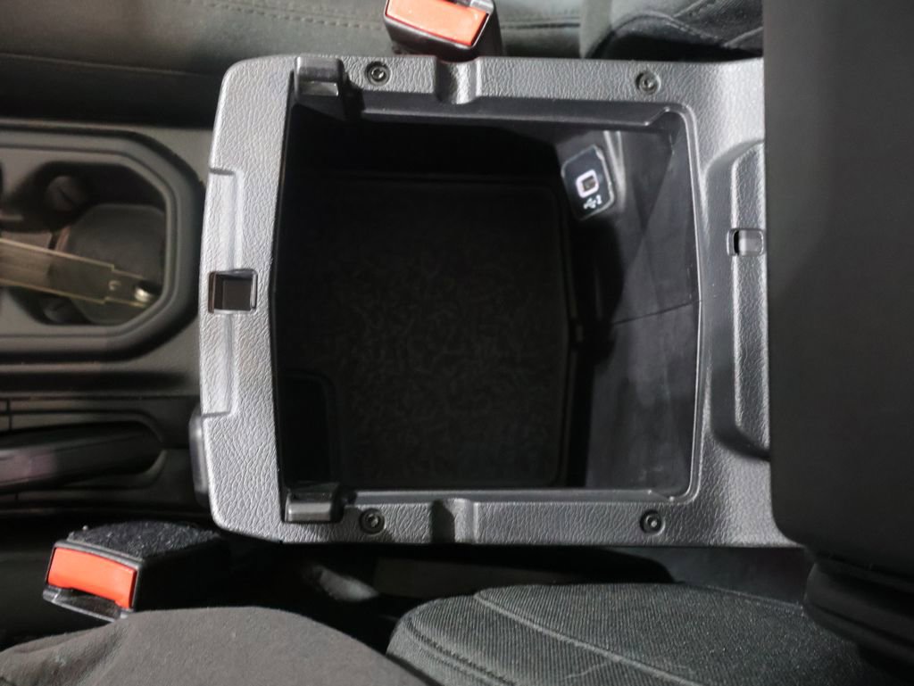 Used 2022 Jeep Wrangler Sport S image 31