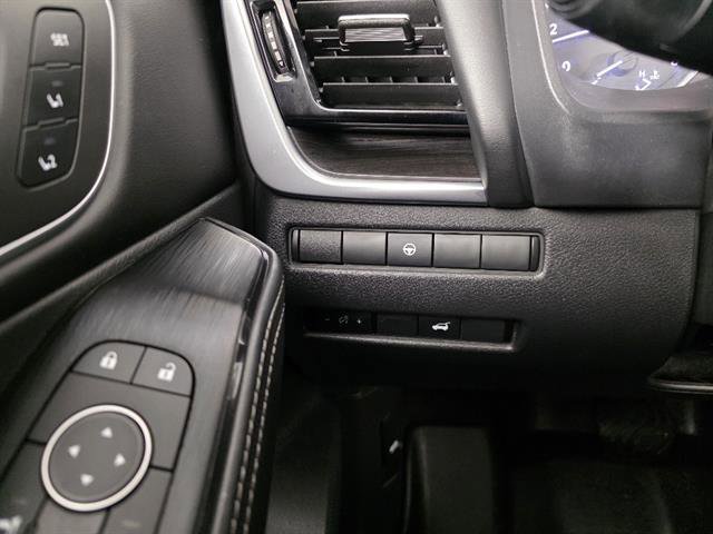 Used 2021 Nissan Rogue SL w/ Premium Package image 41