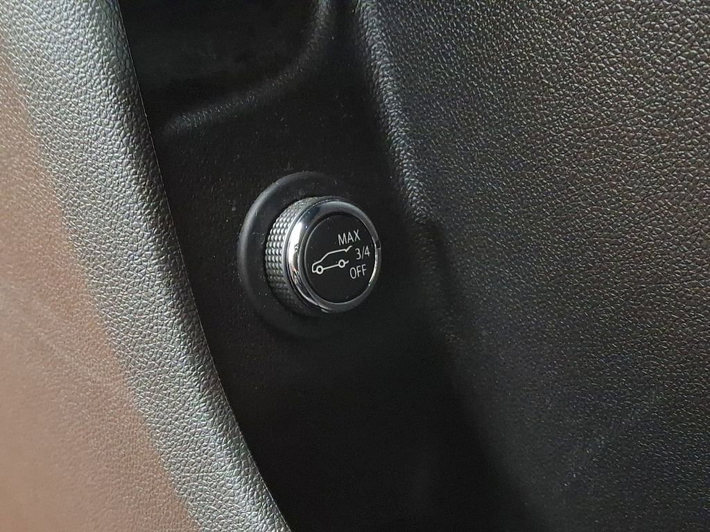 Used 2022 Cadillac XT4 Sport w/ LPO, Onyx Lite Package image 24