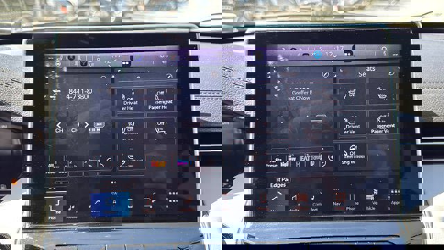 Certified 2025 Jeep Compass Limited w/ Elite Group AWD/4WD image 19