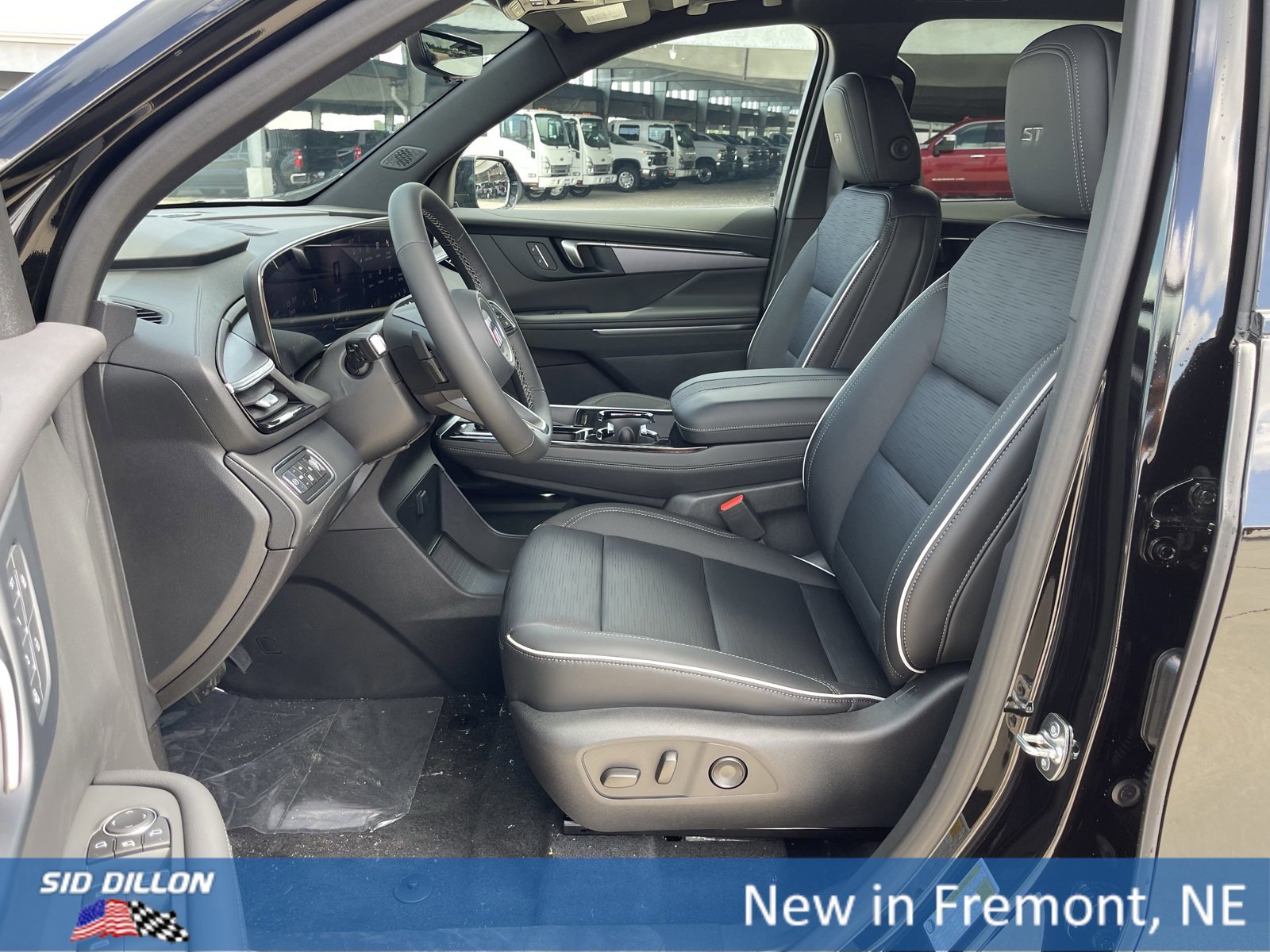 New 2026 Buick Enclave Sport Touring w/ Power Package image 9