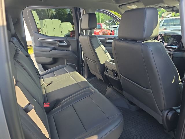 Used 2025 Chevrolet Silverado 1500 LT Trail Boss w/ Convenience Package II AWD/4WD image 12