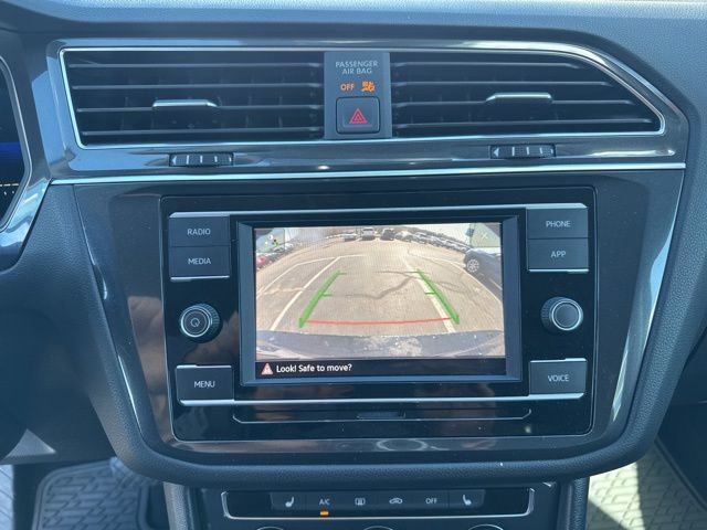 Used 2022 Volkswagen Tiguan S AWD/4WD image 2