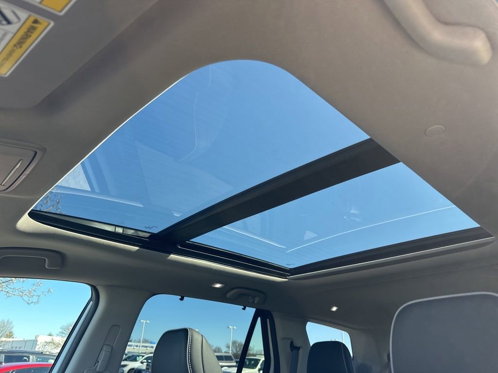 Used 2023 Honda Pilot Elite image 5