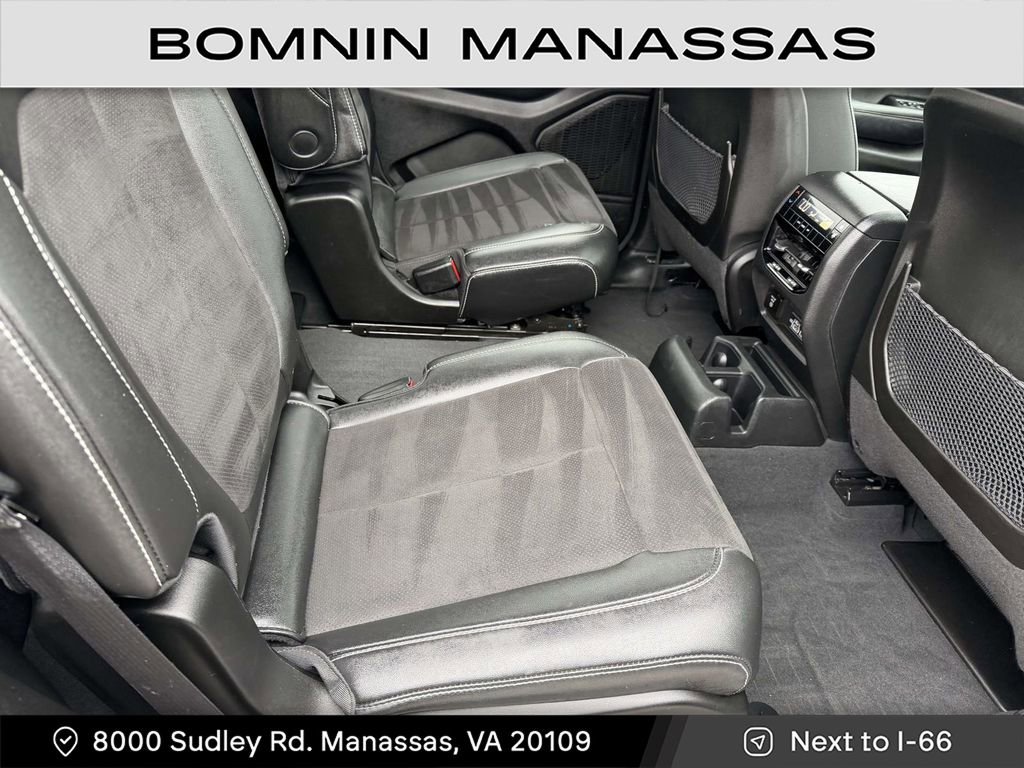 Used 2024 Jeep Grand Cherokee L Altitude image 23