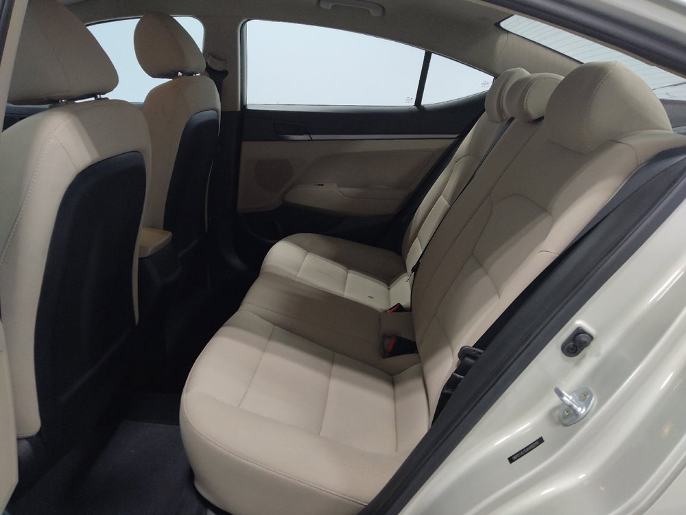 Used 2018 Hyundai Elantra SE w/ SE Connectivity Package 04 FWD image 18
