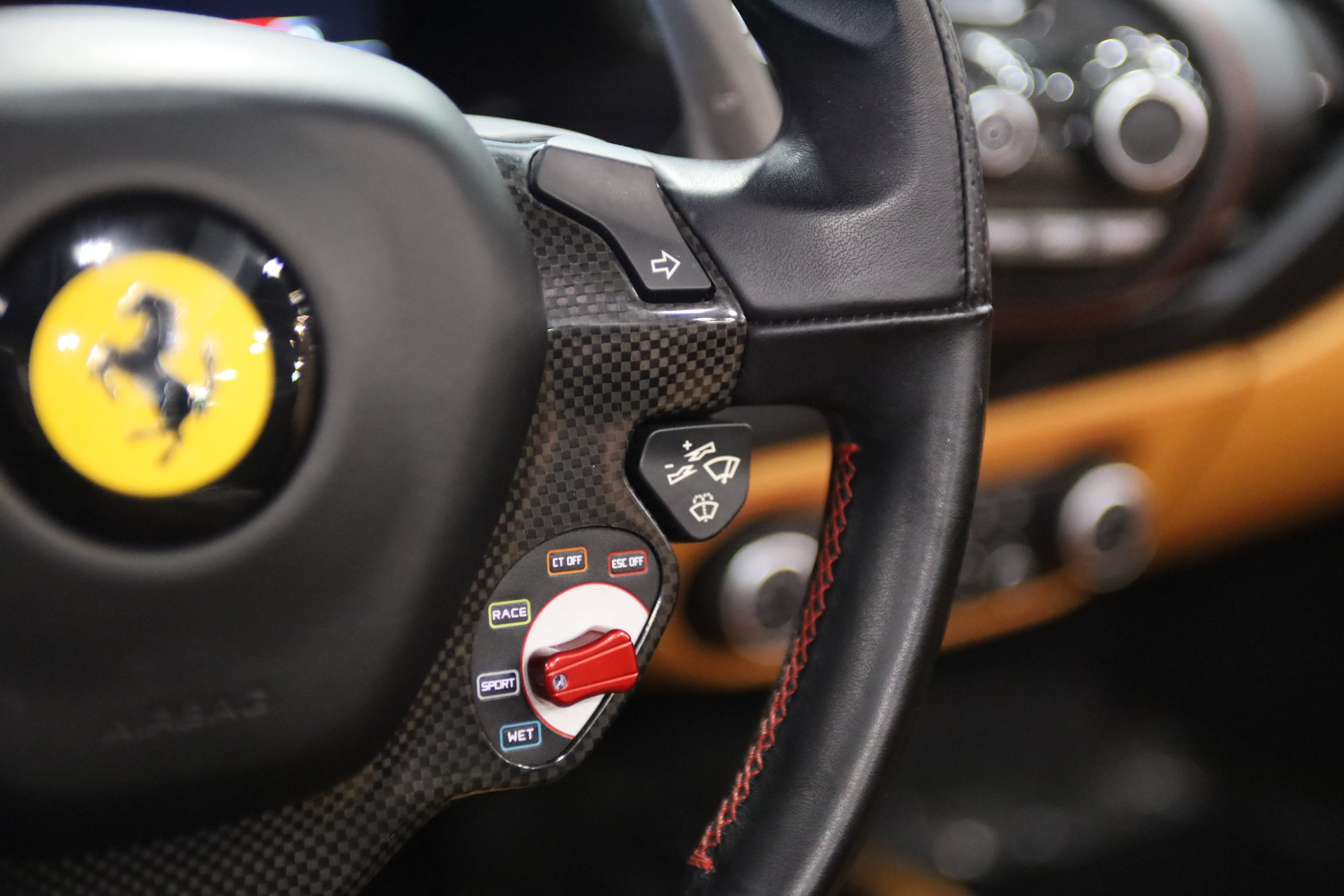 Used 2019 Ferrari 488 Spider RWD image 23