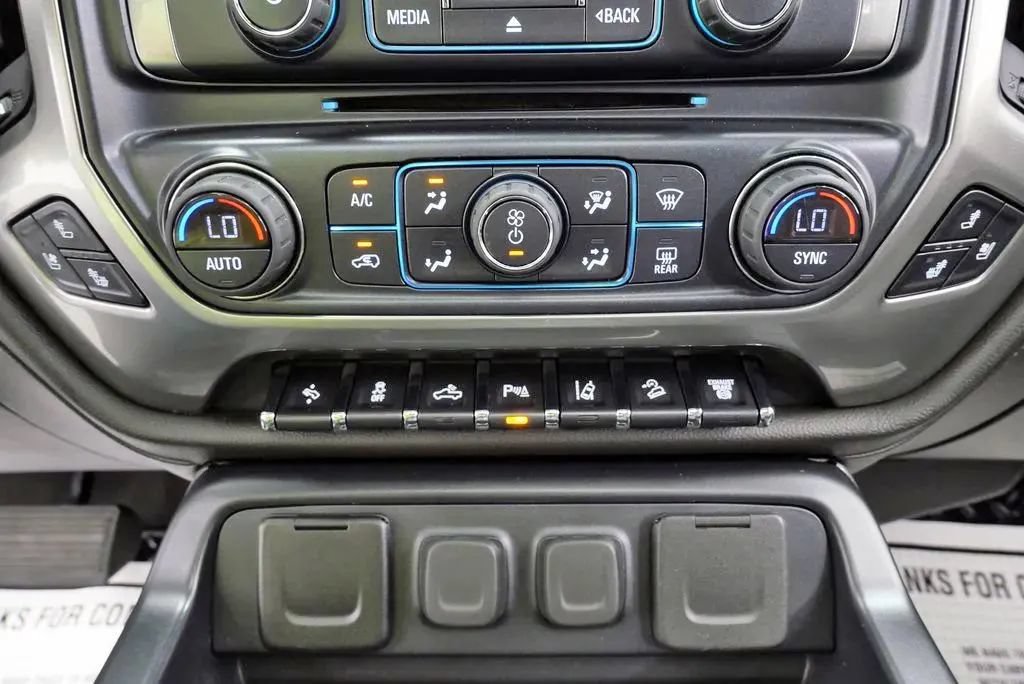 Used 2019 Chevrolet Silverado 2500 LTZ w/ Duramax Plus Package AWD/4WD image 31