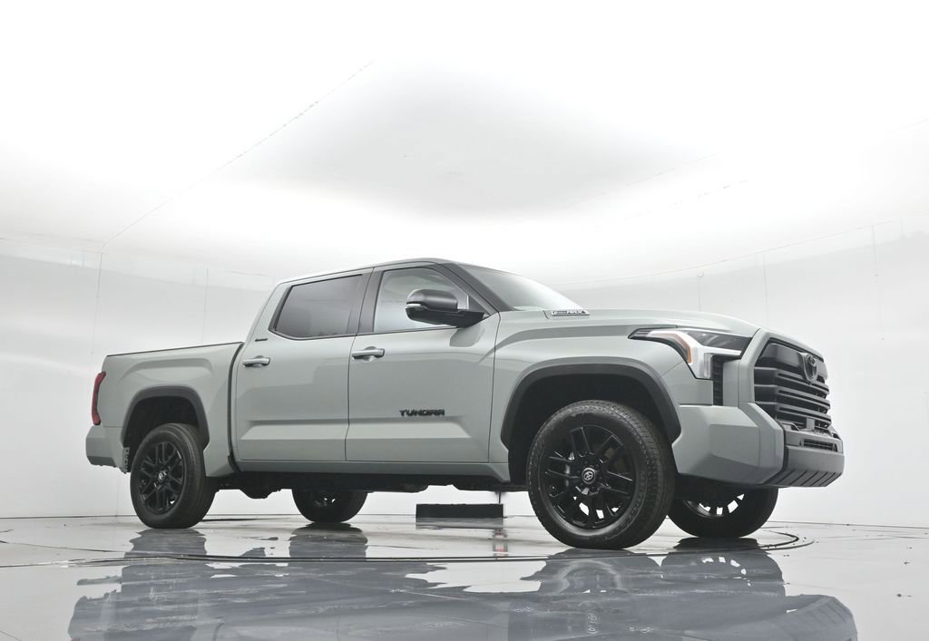 Used 2025 Toyota Tundra Limited image 3