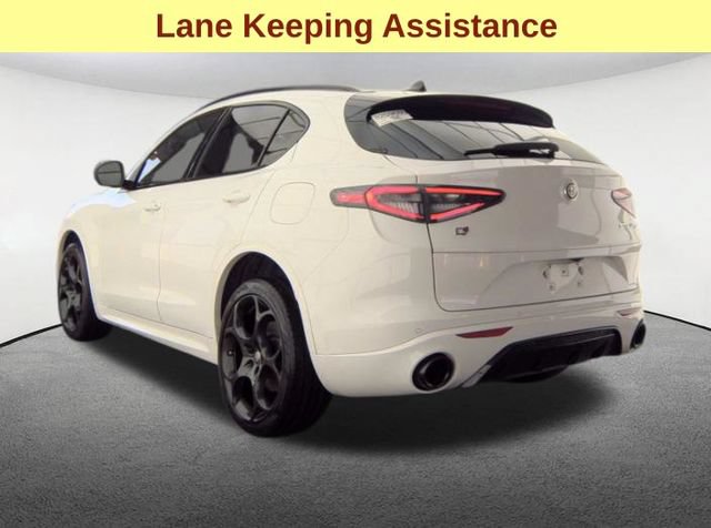 Used 2025 Alfa Romeo Stelvio Tributo Italiano w/ Driving Assist Package AWD/4WD image 8