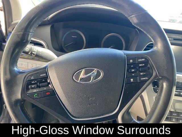 Used 2017 Hyundai Sonata Limited w/ Ultimate Package 02 image 20