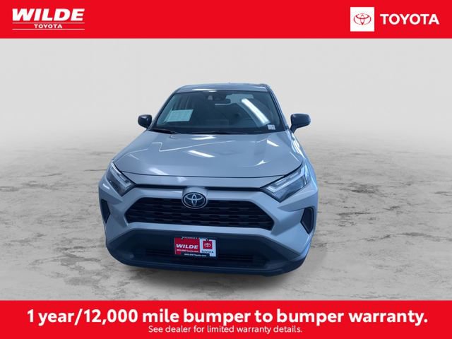 Certified 2025 Toyota RAV4 LE image 4