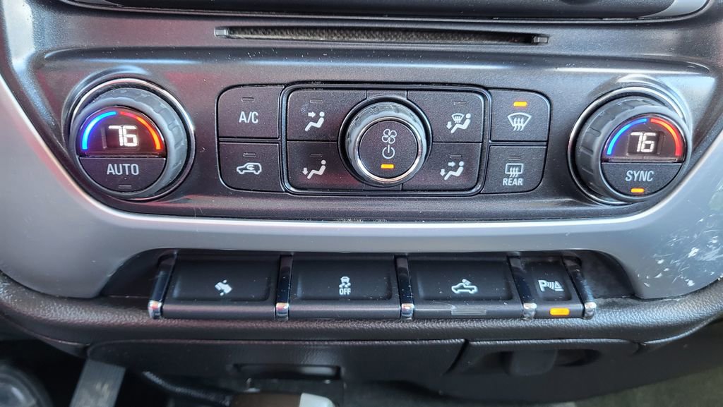 Used 2015 GMC Sierra 1500 SLE w/ Texas SLE Value Package image 31