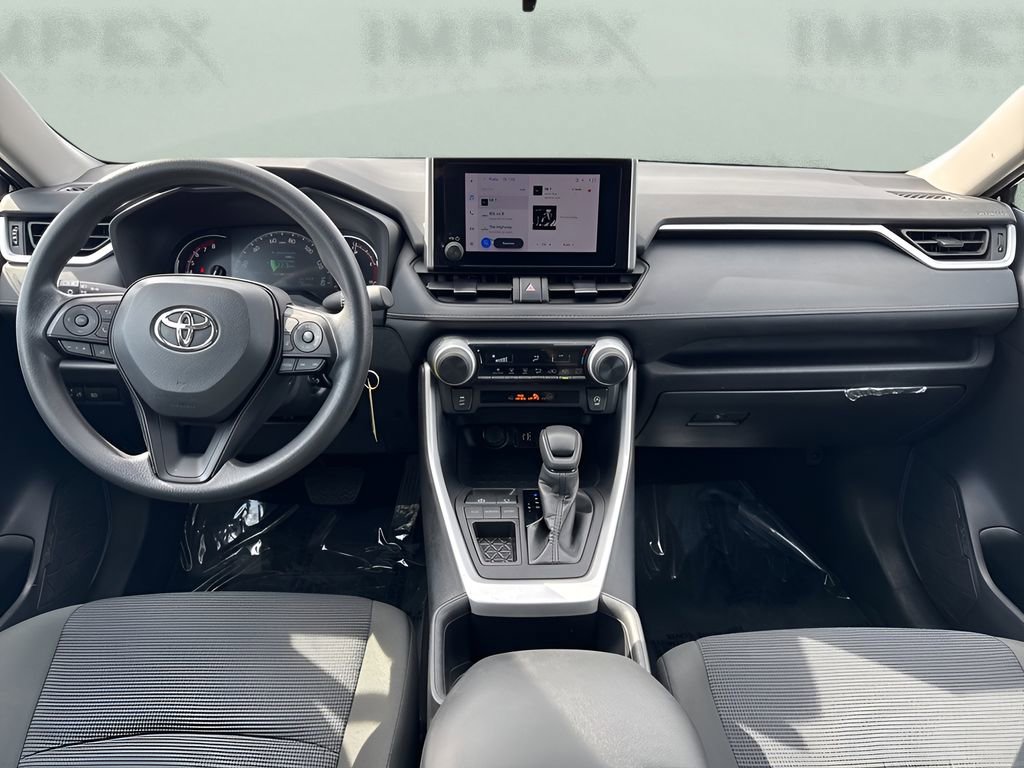 Used 2024 Toyota RAV4 LE image 11