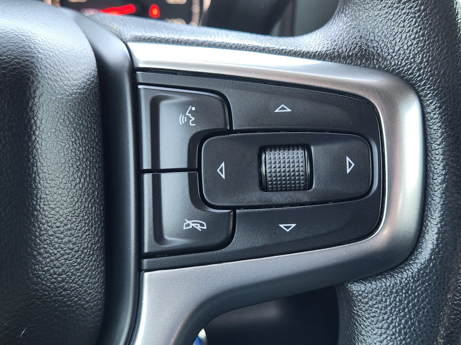 Used 2022 Chevrolet Silverado 1500 Custom w/ LPO, Dark Essentials Package RWD image 21