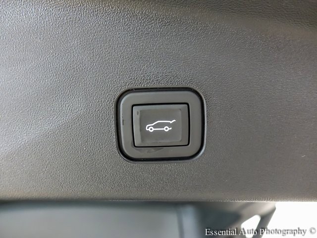 New 2026 Cadillac Vistiq Luxury w/ LPO, Floor Liner Package image 22