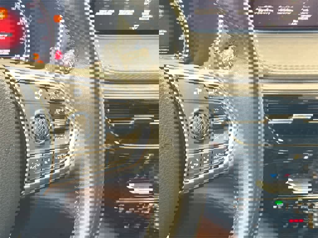 Used 2022 Acura MDX SH-AWD w/ Advance Package image 28