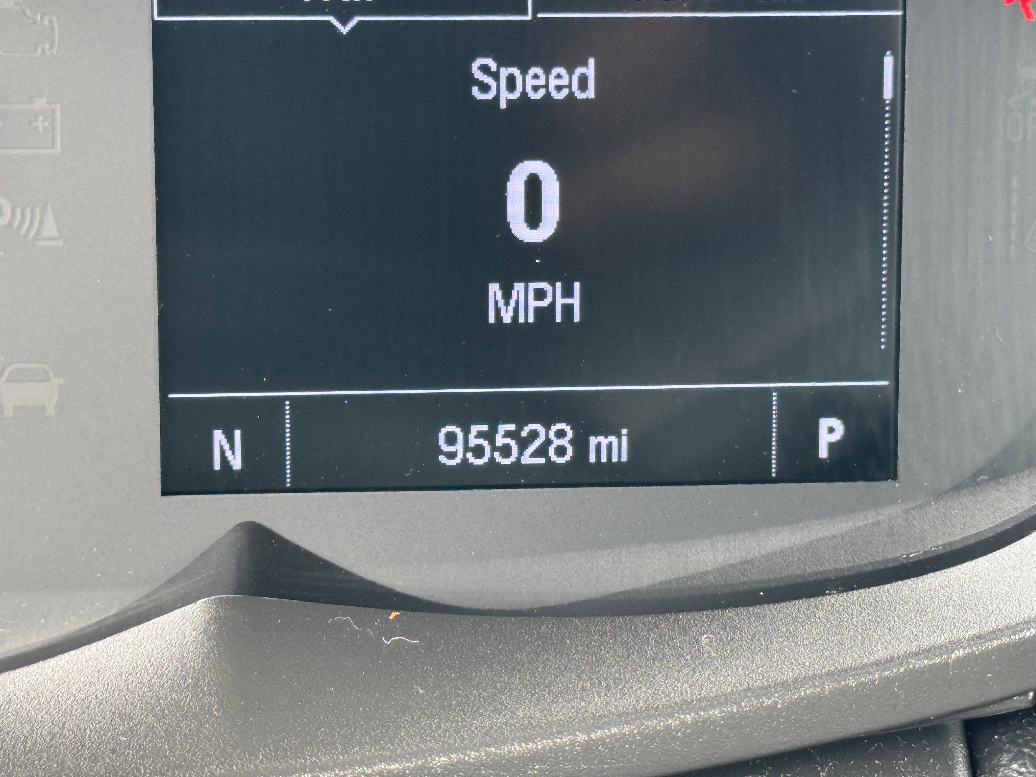 Used 2019 Chevrolet Trax LT w/ LT Convenience Package image 5