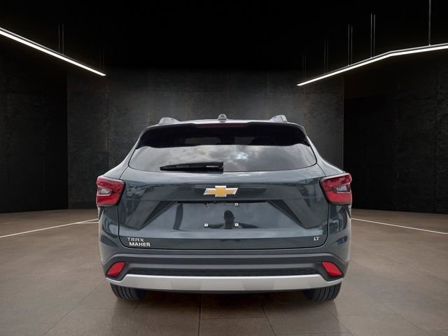 Used 2025 Chevrolet Trax LT FWD image 6