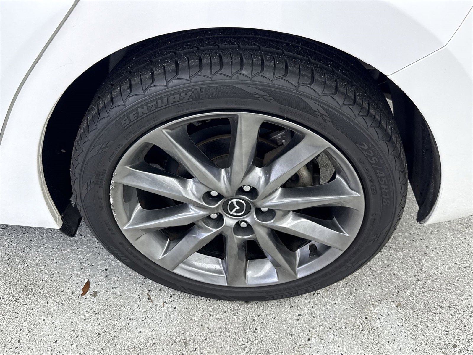 Used 2018 MAZDA MAZDA3 Grand Touring image 48