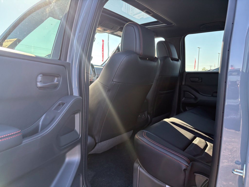 New 2027 Nissan Frontier PRO-4X AWD/4WD image 22