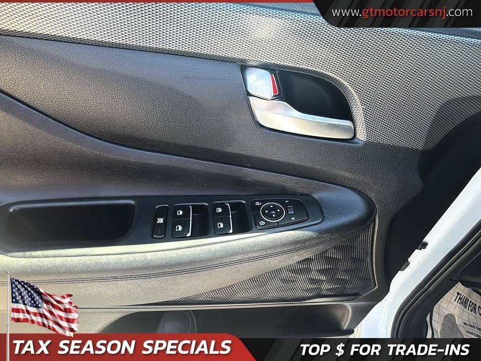 Used 2020 Hyundai Santa Fe SE AWD/4WD image 19