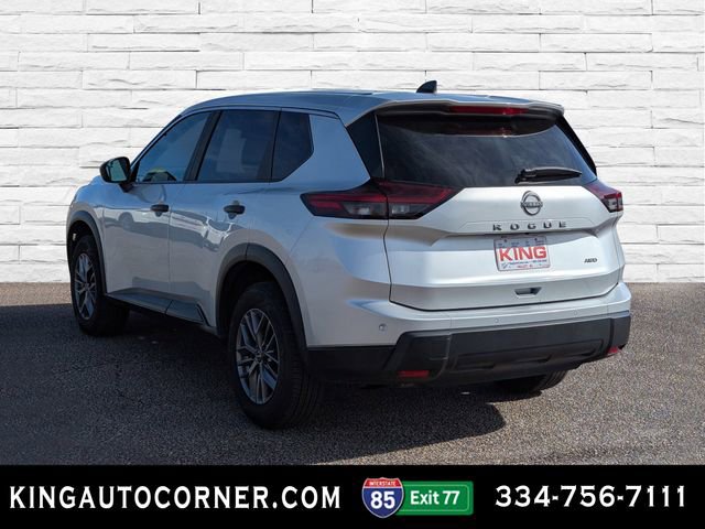 Used 2024 Nissan Rogue S AWD/4WD image 6