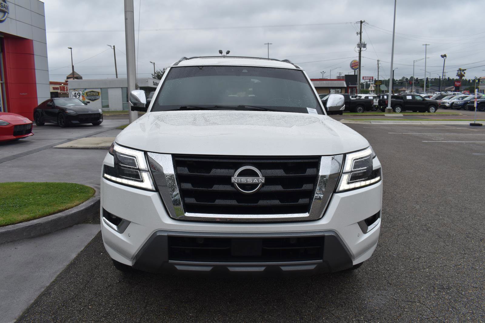 Used 2023 Nissan Armada Platinum w/ Captain's Chairs Package RWD image 19
