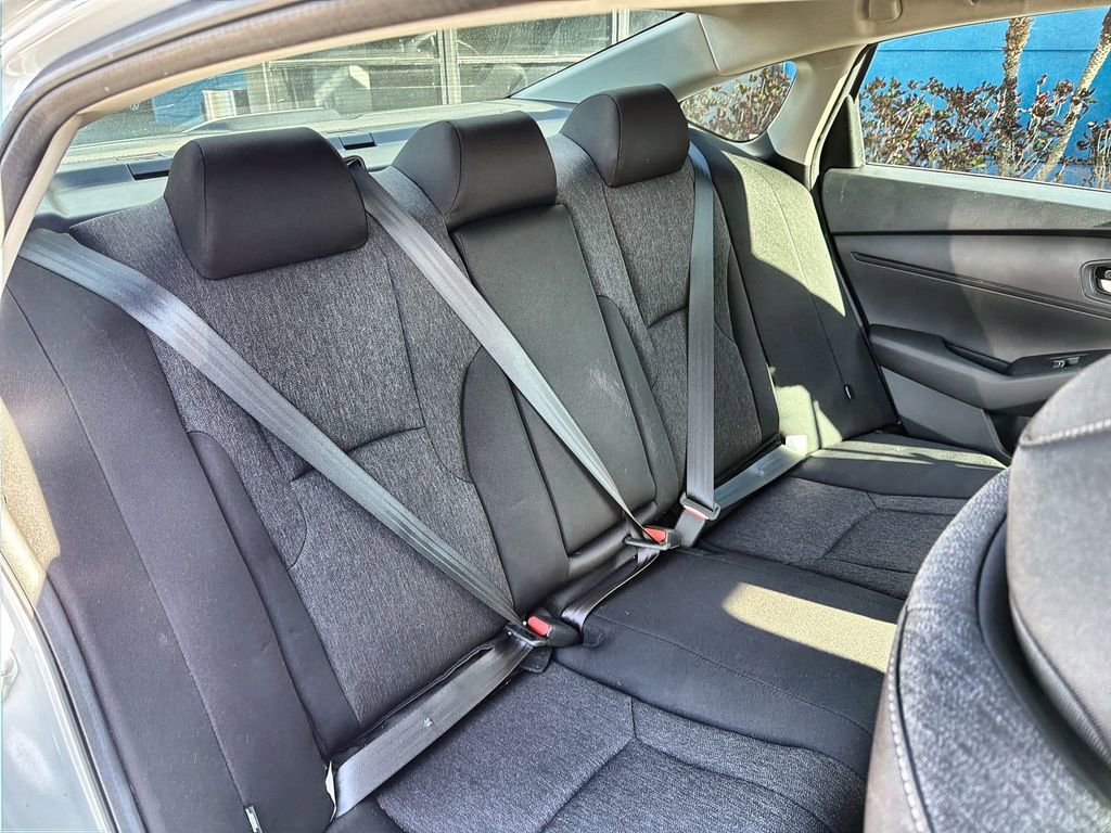 Certified 2025 Honda Accord LX image 27